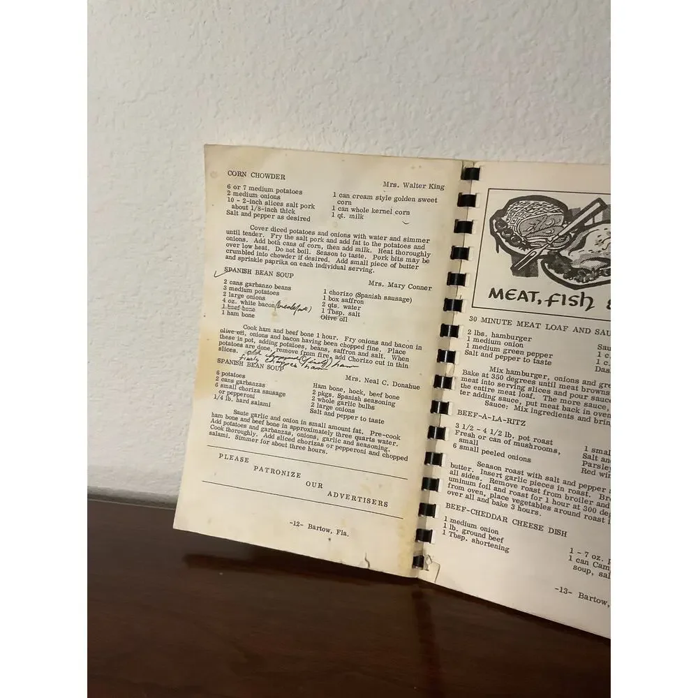 Vintage 70s the art of cooking in Bartow Florida cookbook